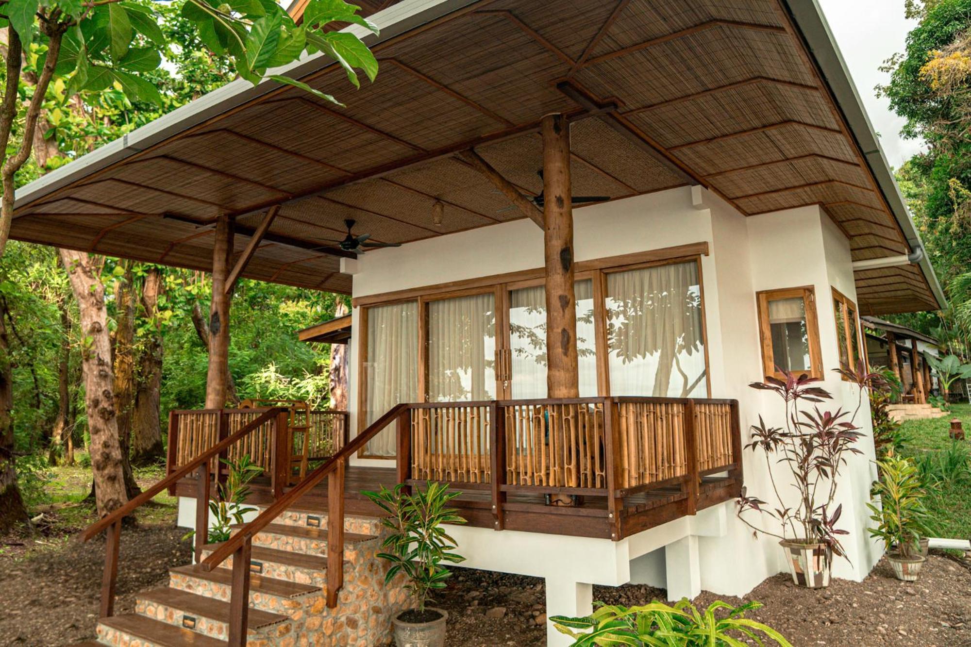 Murex Dive Resort Манадо Экстерьер фото
